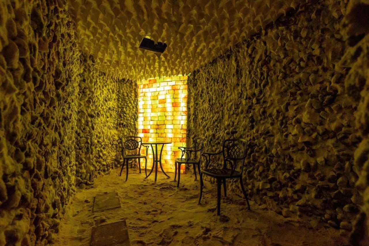 Hotel Terra Balneo Galaţi Buitenkant foto