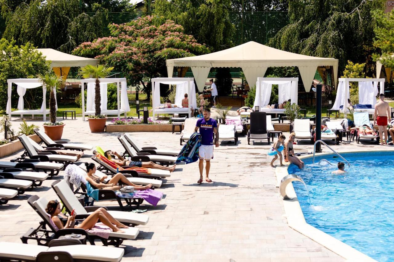 Hotel Terra Balneo Galaţi Buitenkant foto