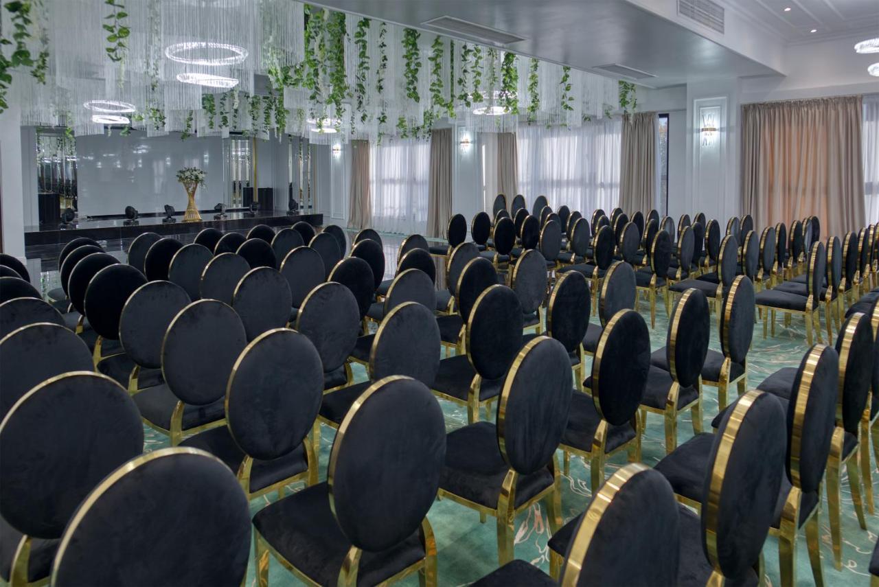 Hotel Terra Balneo Galaţi Buitenkant foto